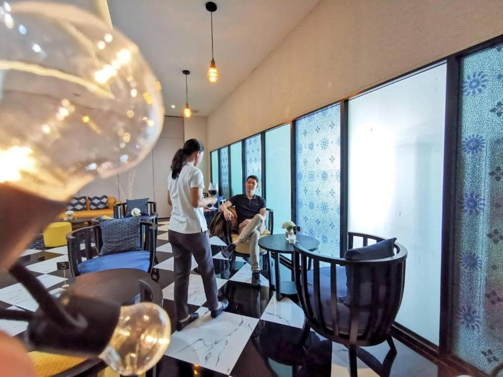 Tera Hotel Vientiane Esterno foto